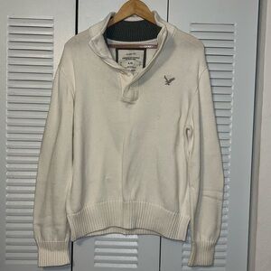 American Eagle pull over sweater